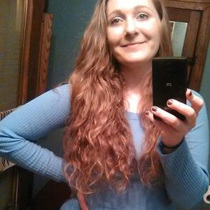 Meet your Posher, Crystal